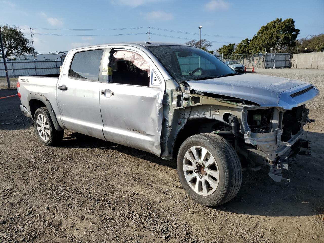 Photo 3 VIN: 5TFEM5F16EX079860 - TOYOTA TUNDRA 