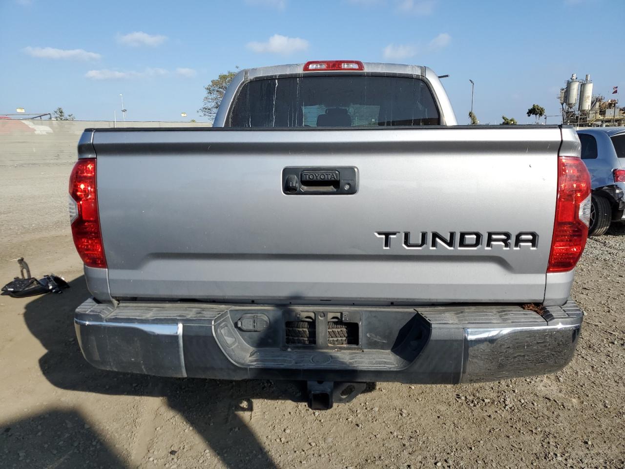 Photo 5 VIN: 5TFEM5F16EX079860 - TOYOTA TUNDRA 