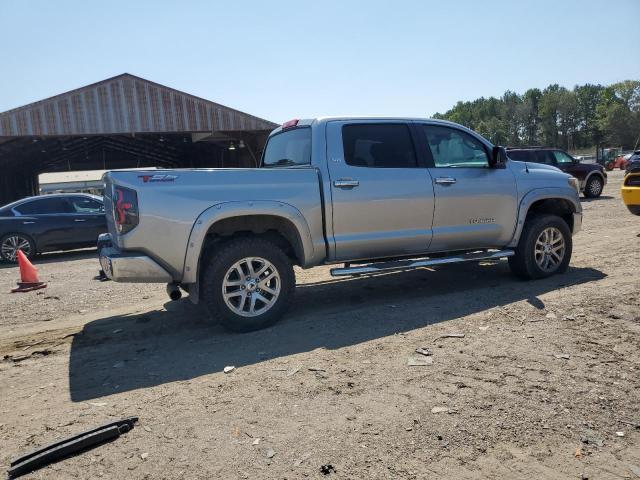 Photo 2 VIN: 5TFEM5F16JX133099 - TOYOTA TUNDRA CRE 