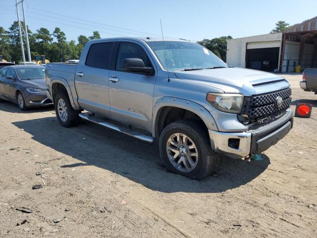 Photo 3 VIN: 5TFEM5F16JX133099 - TOYOTA TUNDRA CRE 