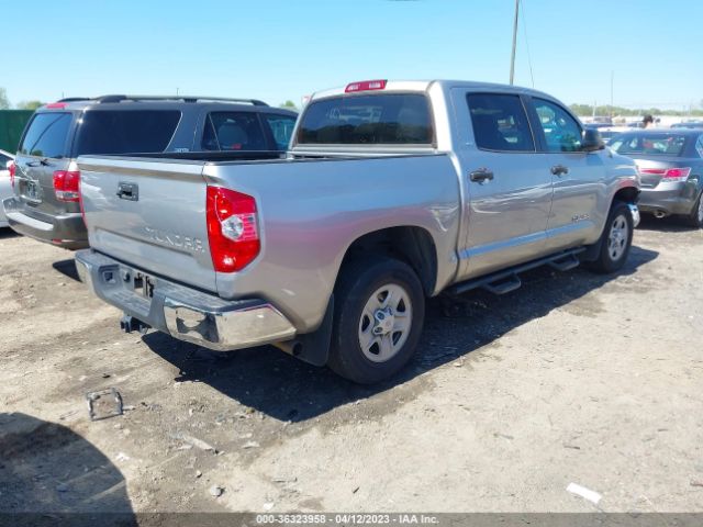 Photo 3 VIN: 5TFEM5F16KX139468 - TOYOTA TUNDRA 