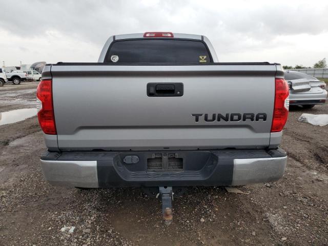 Photo 5 VIN: 5TFEM5F16KX143410 - TOYOTA TUNDRA CRE 