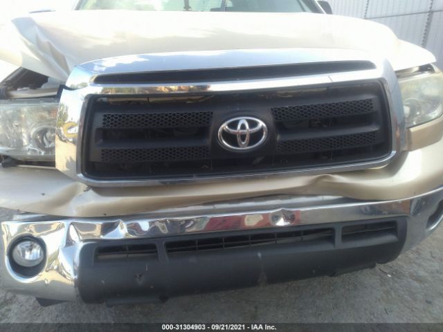 Photo 5 VIN: 5TFEM5F17AX008788 - TOYOTA TUNDRA 2WD TRUCK 