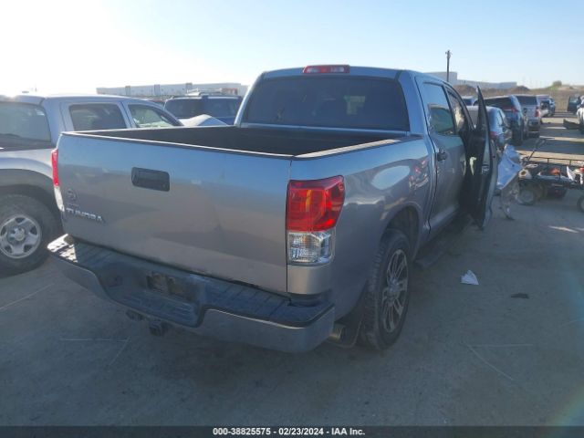 Photo 3 VIN: 5TFEM5F17DX058062 - TOYOTA TUNDRA 