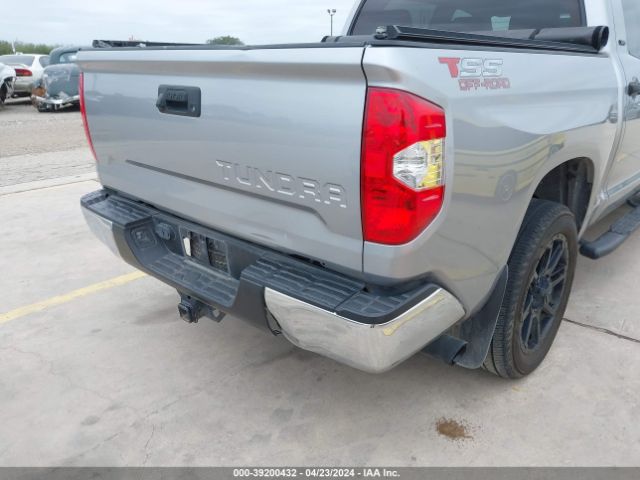 Photo 5 VIN: 5TFEM5F17KX137096 - TOYOTA TUNDRA 