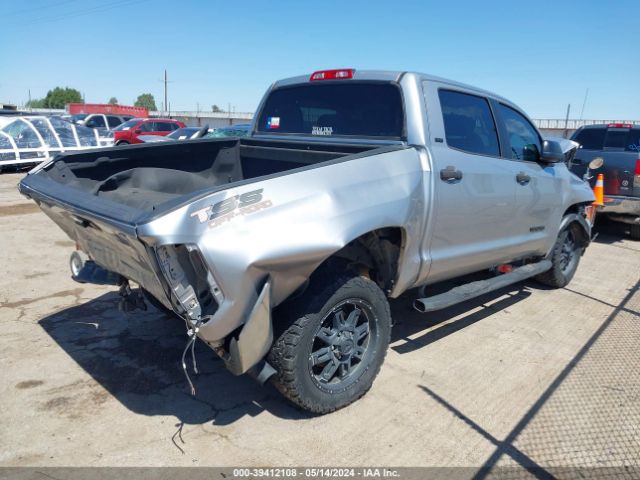 Photo 3 VIN: 5TFEM5F18HX111325 - TOYOTA TUNDRA 