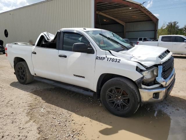 Photo 3 VIN: 5TFEM5F18JX123660 - TOYOTA TUNDRA 