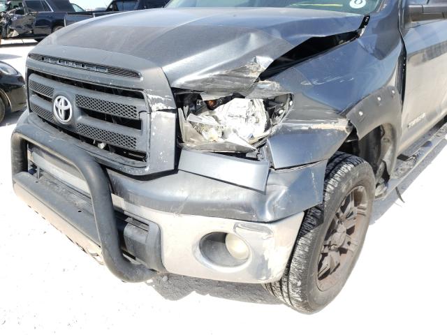 Photo 8 VIN: 5TFEM5F19AX016617 - TOYOTA TUNDRA CRE 