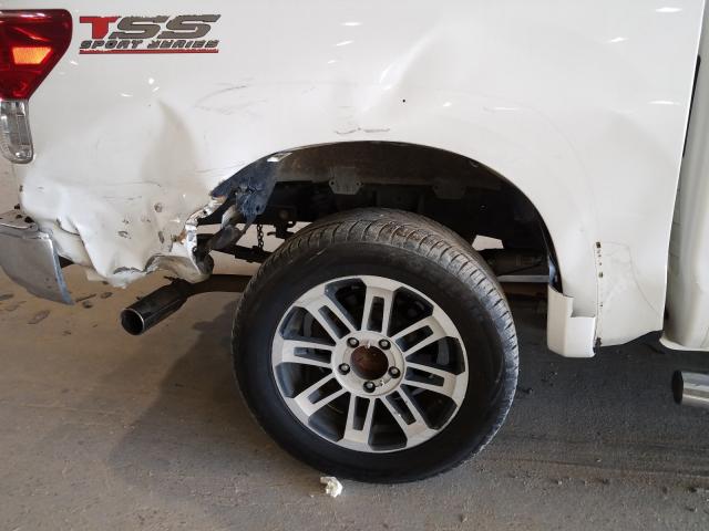 Photo 8 VIN: 5TFEM5F19CX042735 - TOYOTA TUNDRA CRE 