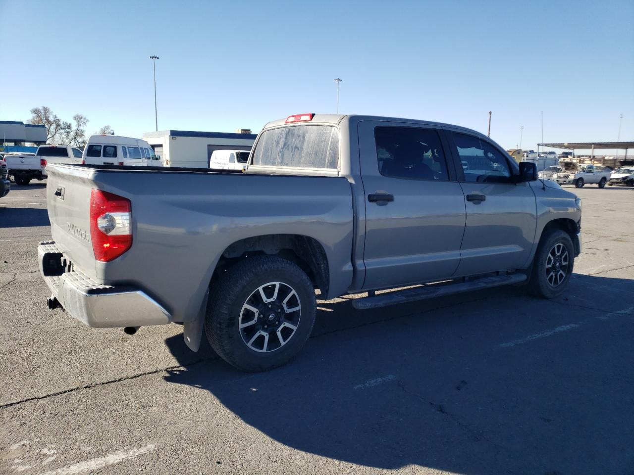 Photo 2 VIN: 5TFEM5F19EX077472 - TOYOTA TUNDRA 