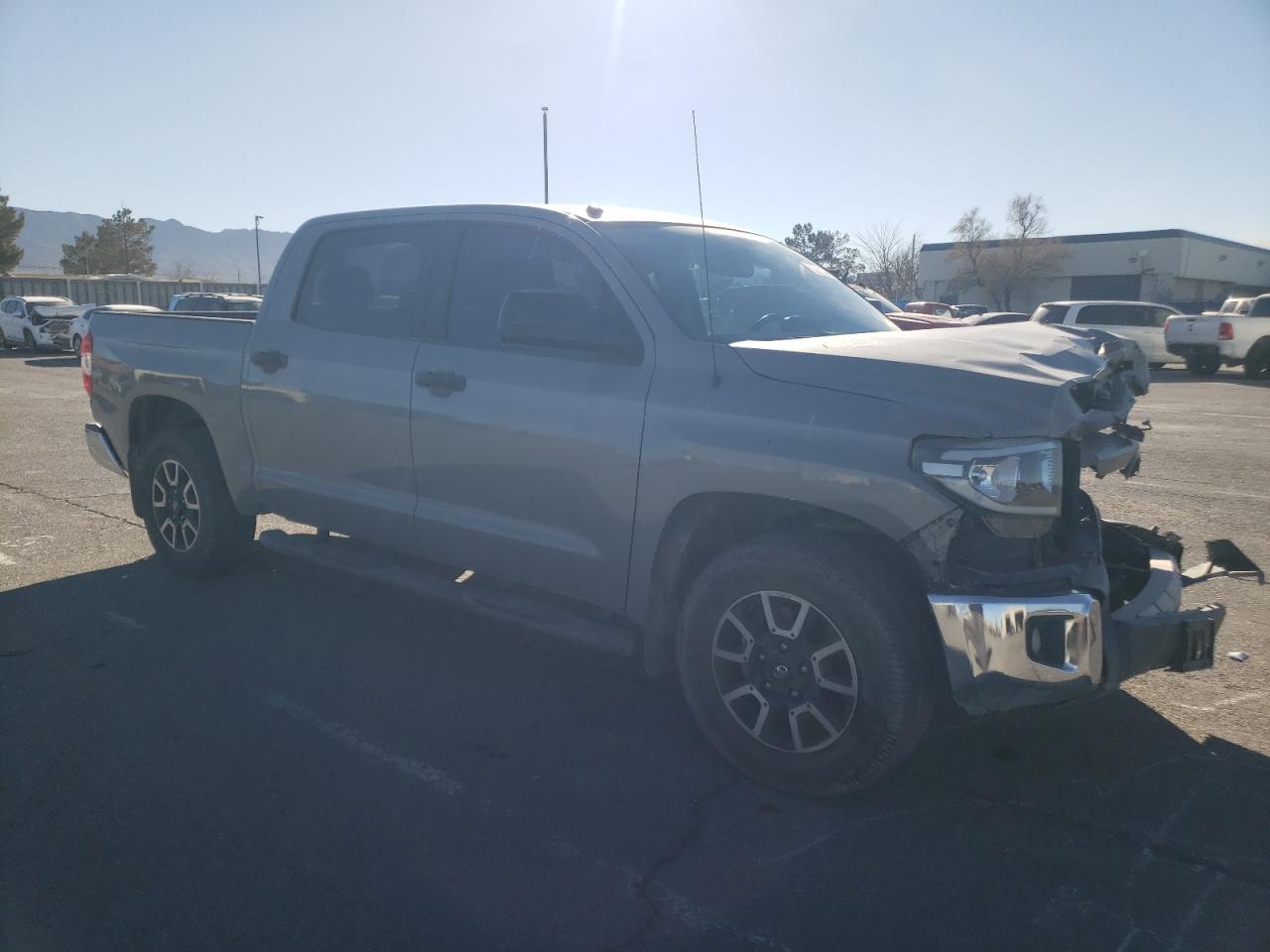 Photo 3 VIN: 5TFEM5F19EX077472 - TOYOTA TUNDRA 