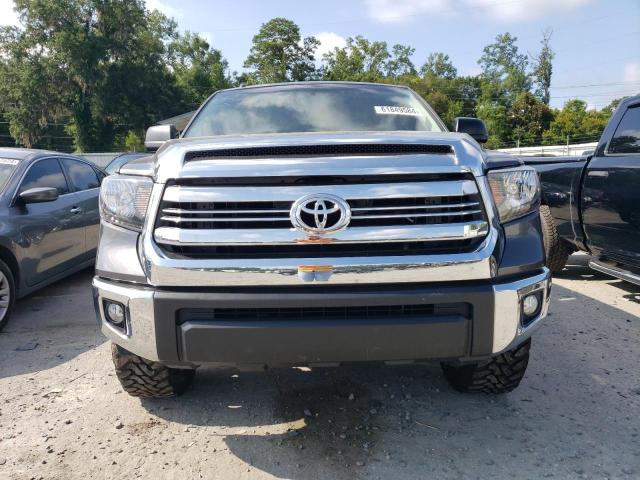 Photo 4 VIN: 5TFEM5F19GX101871 - TOYOTA TUNDRA CRE 