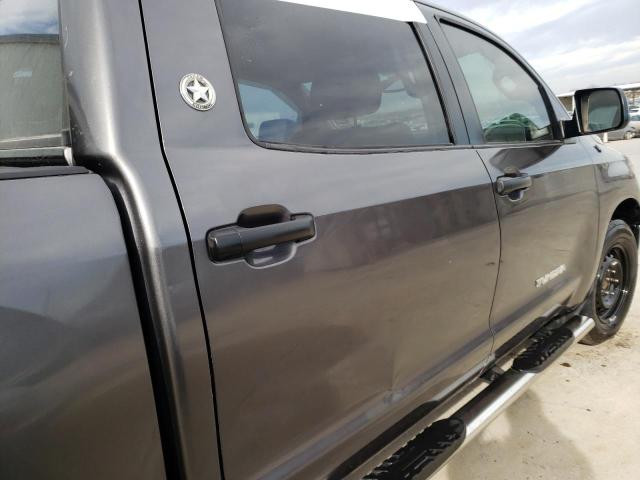 Photo 8 VIN: 5TFEM5F1XCX048057 - TOYOTA TUNDRA CRE 