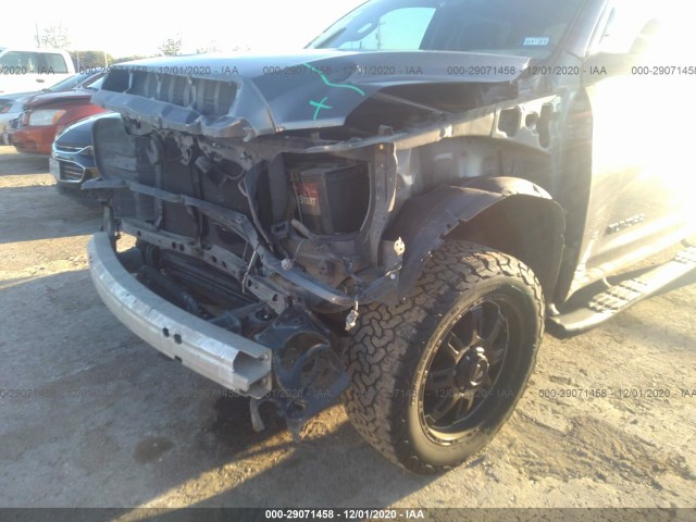 Photo 5 VIN: 5TFEM5F1XHX112069 - TOYOTA TUNDRA 2WD 