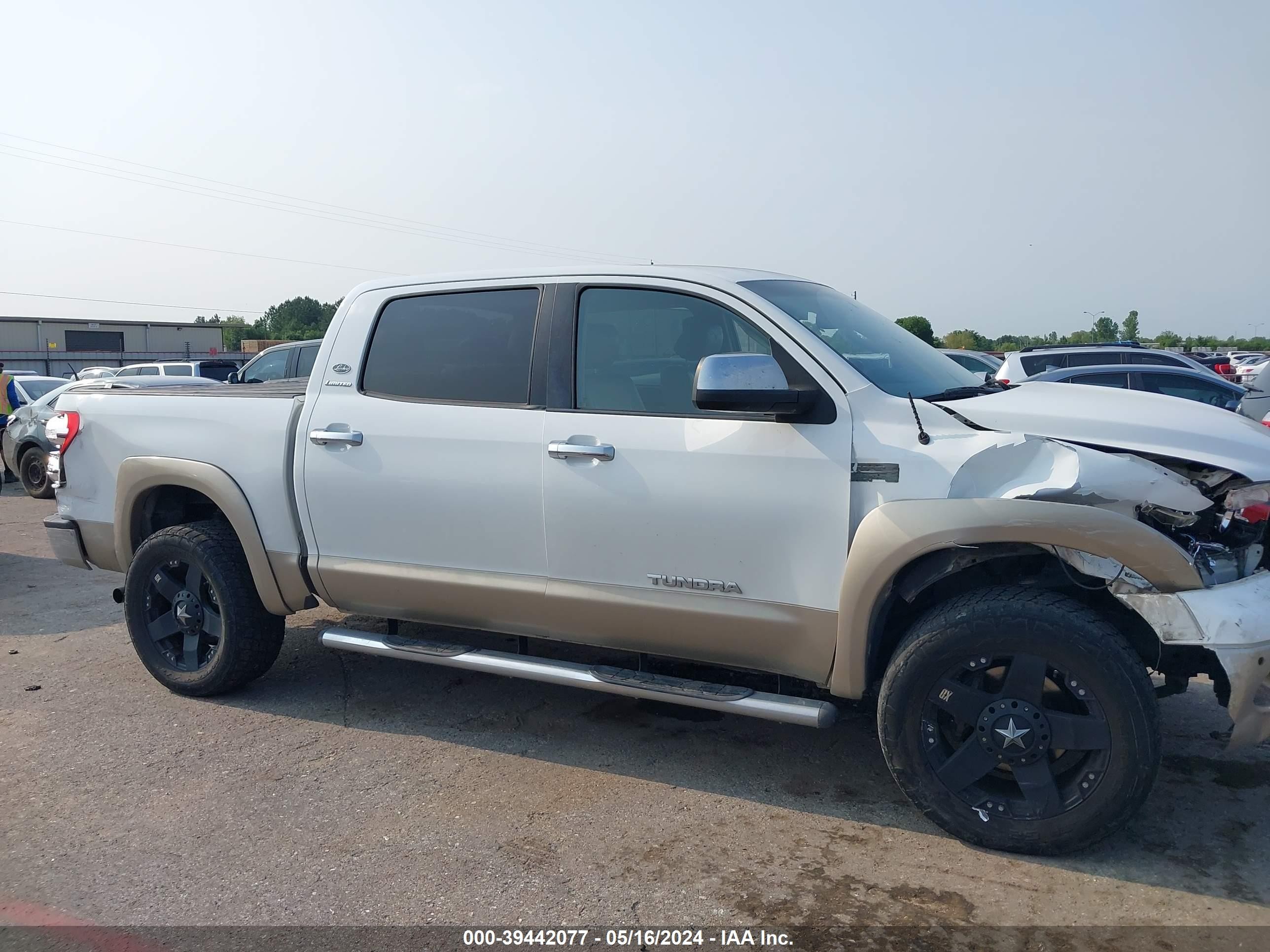 Photo 12 VIN: 5TFEV58107X031297 - TOYOTA TUNDRA 