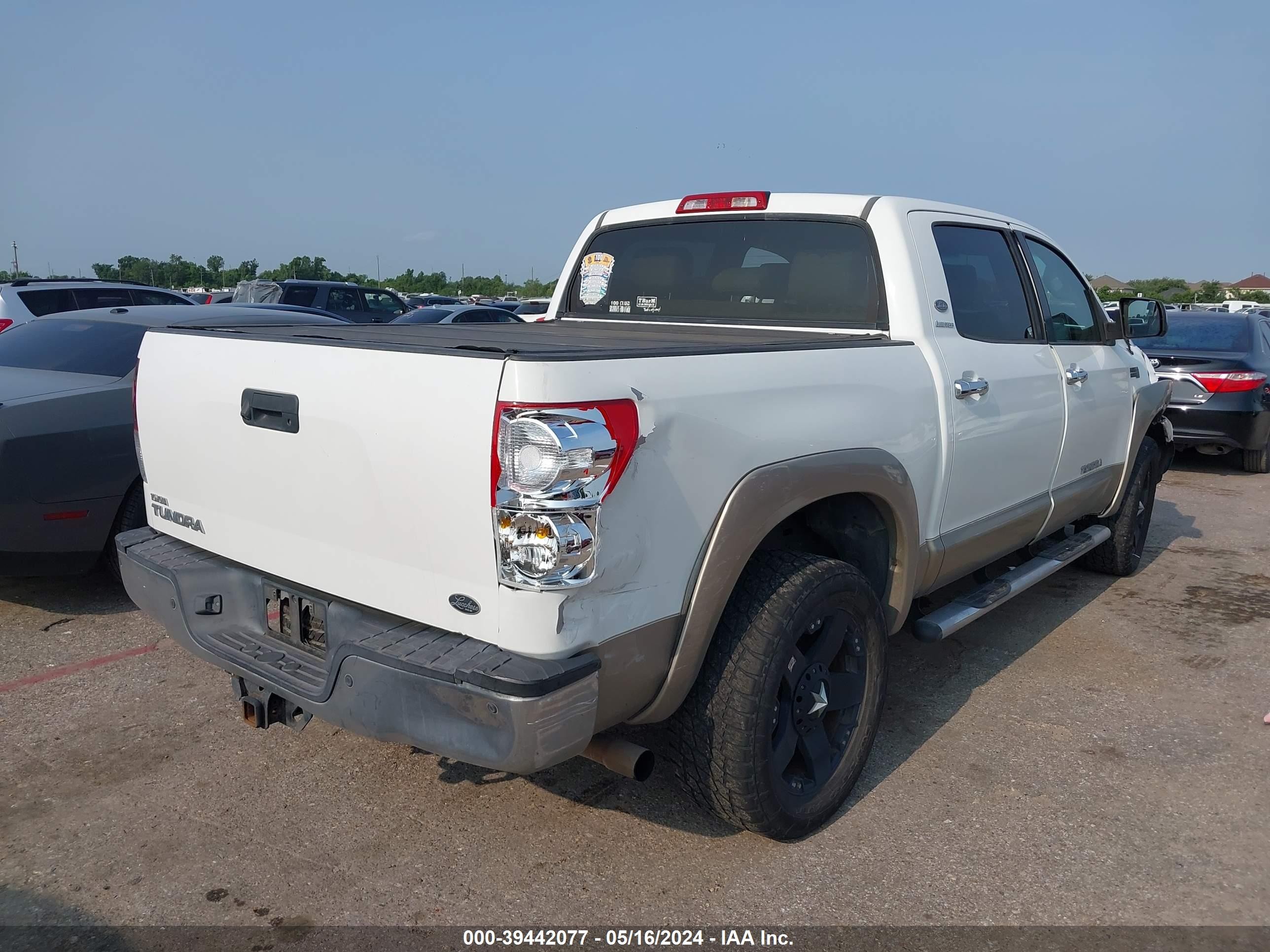 Photo 3 VIN: 5TFEV58107X031297 - TOYOTA TUNDRA 