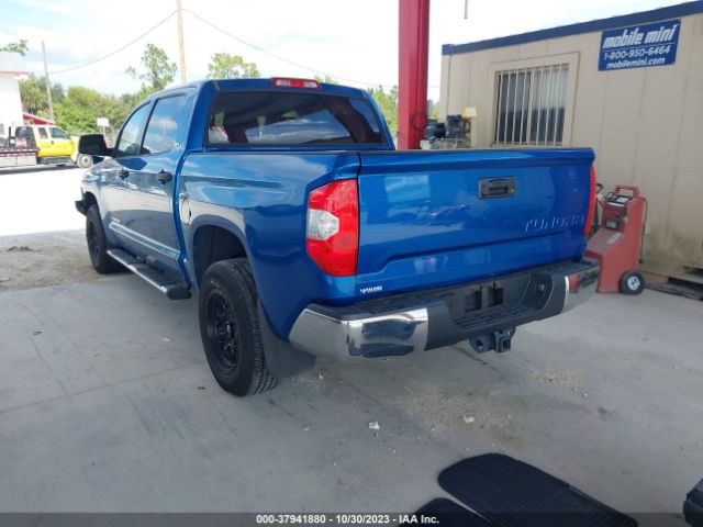 Photo 2 VIN: 5TFEW5F11GX198140 - TOYOTA TUNDRA 