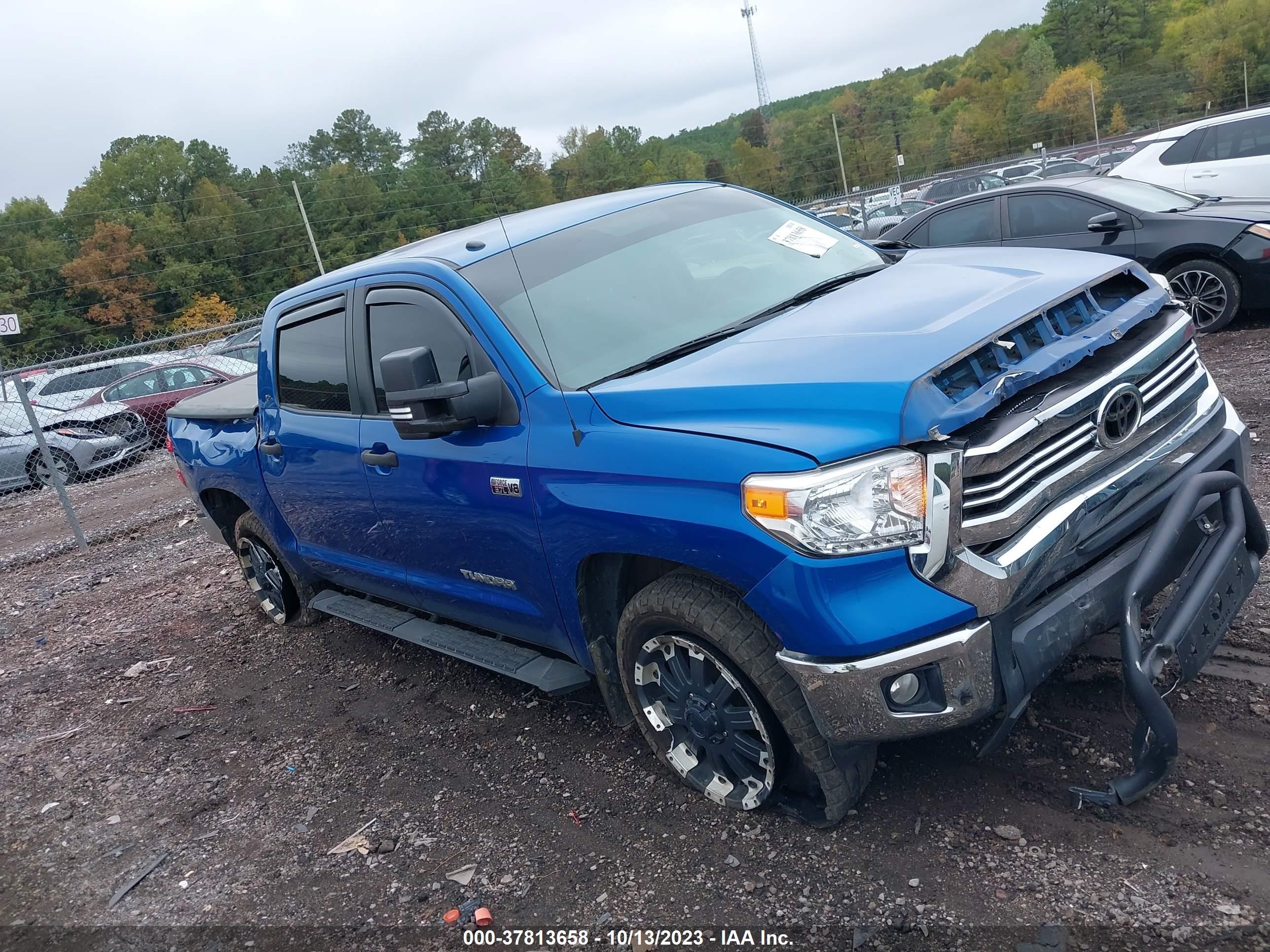 Photo 5 VIN: 5TFEW5F11HX217786 - TOYOTA TUNDRA 