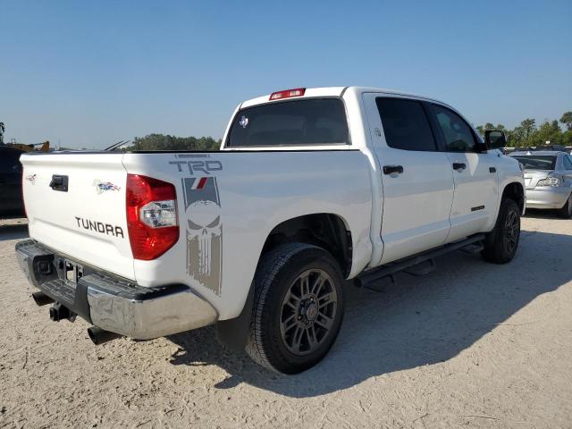 Photo 2 VIN: 5TFEW5F12GX197174 - TOYOTA TUNDRA CRE 