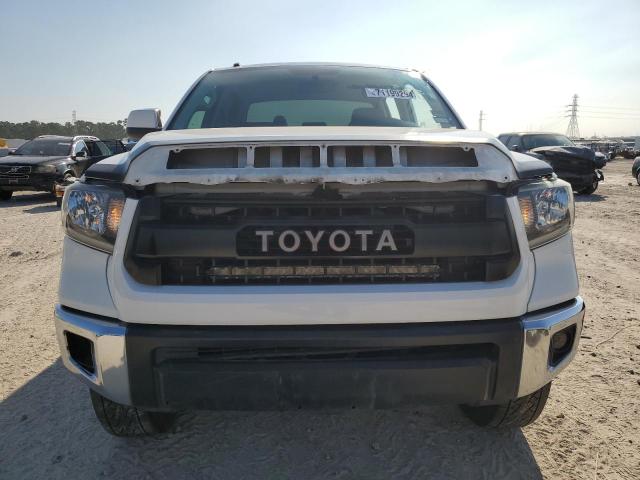 Photo 4 VIN: 5TFEW5F12GX197174 - TOYOTA TUNDRA CRE 