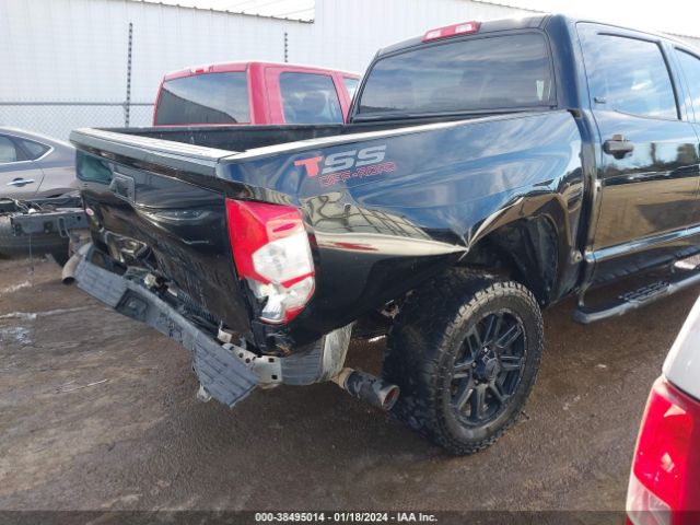 Photo 5 VIN: 5TFEW5F12HX228506 - TOYOTA TUNDRA 