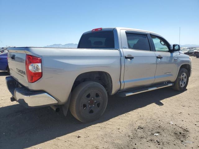 Photo 2 VIN: 5TFEW5F13GX202687 - TOYOTA TUNDRA 