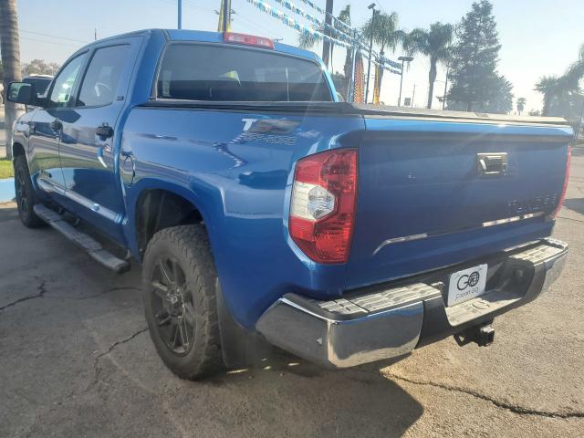 Photo 2 VIN: 5TFEW5F13HX228935 - TOYOTA TUNDRA CRE 