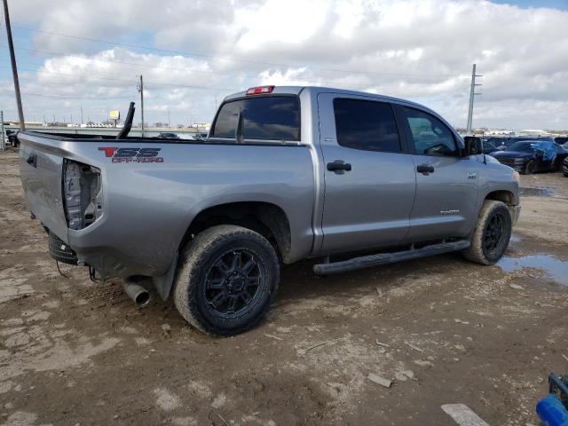 Photo 2 VIN: 5TFEW5F16GX199171 - TOYOTA TUNDRA CRE 