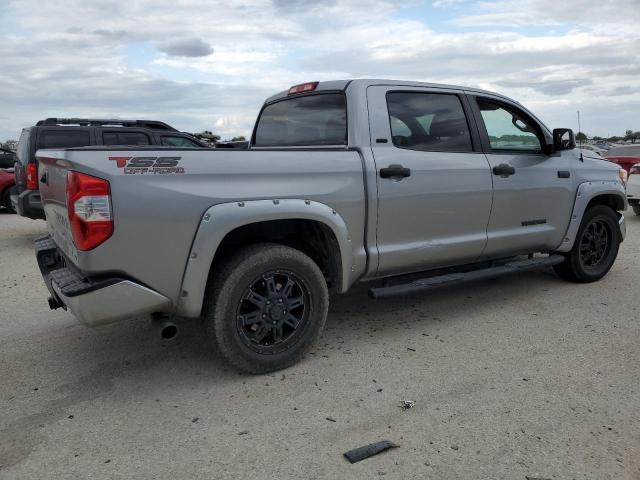 Photo 2 VIN: 5TFEW5F17GX208931 - TOYOTA TUNDRA CRE 