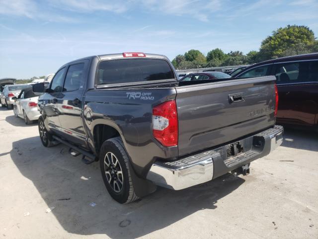 Photo 2 VIN: 5TFEW5F19GX201754 - TOYOTA TUNDRA CRE 