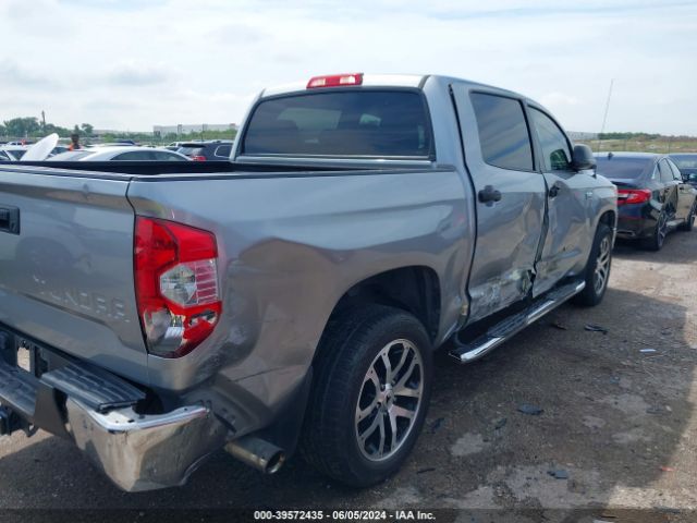 Photo 3 VIN: 5TFEW5F19HX220452 - TOYOTA TUNDRA 