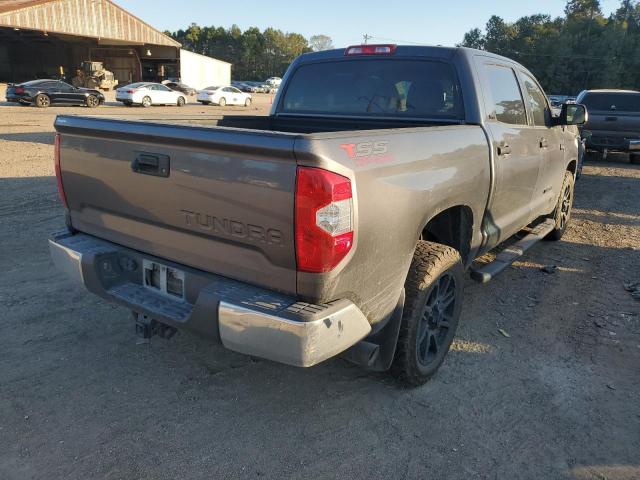 Photo 3 VIN: 5TFEW5F19HX226574 - TOYOTA TUNDRA CRE 