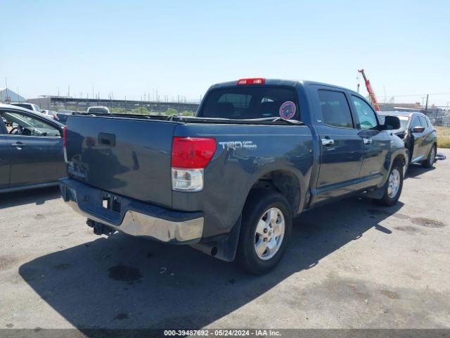 Photo 3 VIN: 5TFEY5F10AX080680 - TOYOTA TUNDRA 