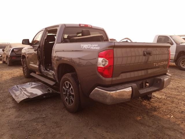 Photo 2 VIN: 5TFEY5F10EX167050 - TOYOTA TUNDRA CRE 