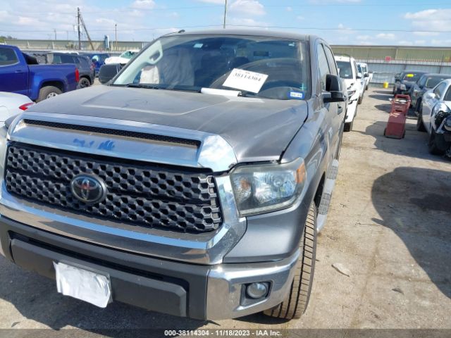 Photo 1 VIN: 5TFEY5F10JX231632 - TOYOTA TUNDRA 