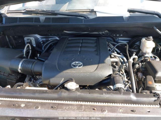 Photo 9 VIN: 5TFEY5F10JX231632 - TOYOTA TUNDRA 