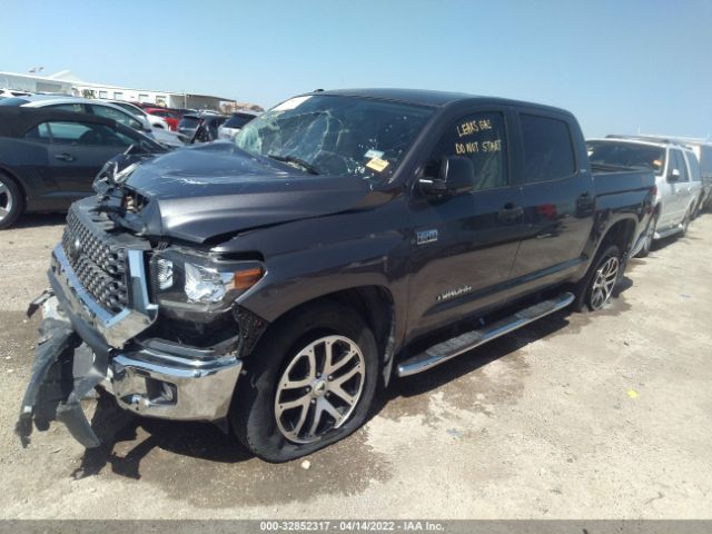 Photo 1 VIN: 5TFEY5F10JX235728 - TOYOTA TUNDRA 2WD 