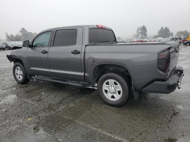 Photo 1 VIN: 5TFEY5F10JX238564 - TOYOTA TUNDRA CRE 