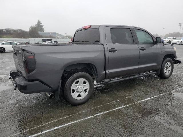 Photo 2 VIN: 5TFEY5F10JX238564 - TOYOTA TUNDRA CRE 