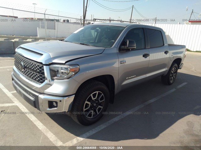 Photo 1 VIN: 5TFEY5F10JX239794 - TOYOTA TUNDRA 2WD 