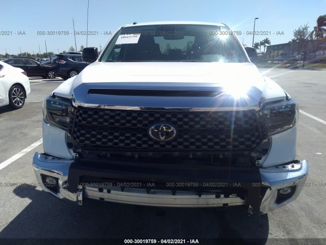 Photo 5 VIN: 5TFEY5F10KX248352 - TOYOTA TUNDRA 2WD 