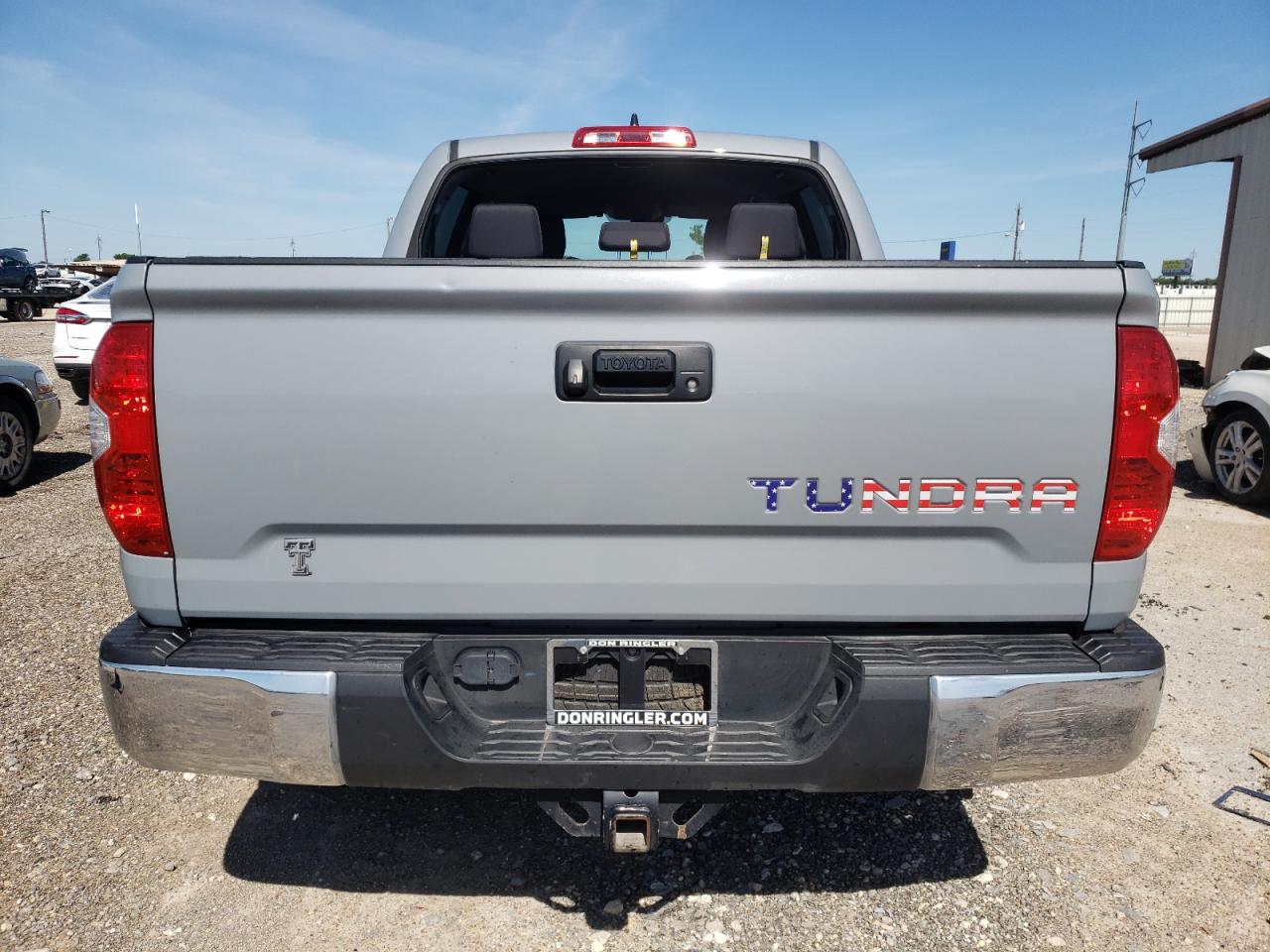 Photo 5 VIN: 5TFEY5F10MX272640 - TOYOTA TUNDRA 