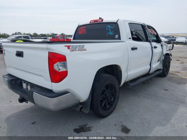 Photo 3 VIN: 5TFEY5F10MX275828 - TOYOTA TUNDRA 