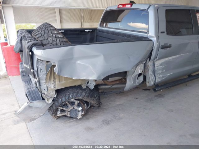 Photo 5 VIN: 5TFEY5F10MX281158 - TOYOTA TUNDRA 