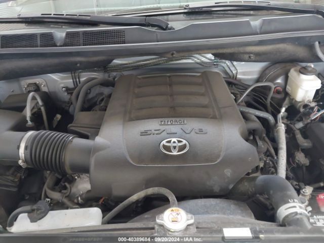 Photo 9 VIN: 5TFEY5F10MX281158 - TOYOTA TUNDRA 