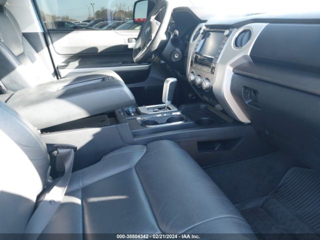 Photo 4 VIN: 5TFEY5F10MX283654 - TOYOTA TUNDRA 