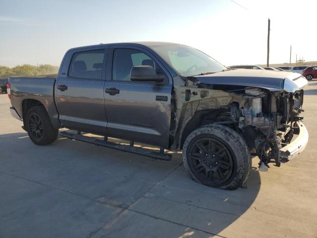 Photo 3 VIN: 5TFEY5F10MX297764 - TOYOTA TUNDRA CRE 