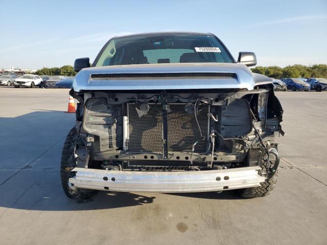 Photo 4 VIN: 5TFEY5F10MX297764 - TOYOTA TUNDRA CRE 