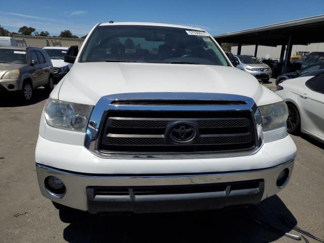 Photo 4 VIN: 5TFEY5F11AX077576 - TOYOTA TUNDRA CRE 