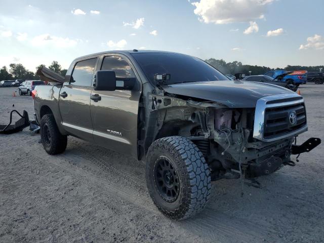 Photo 3 VIN: 5TFEY5F11AX087895 - TOYOTA TUNDRA CRE 